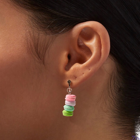 Silver 1" Rainbow Macaroons Clip On Drop Earrings - Picture 3 of 3